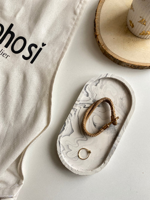 Vide poche oval Marbré - Bohosi Atelier
