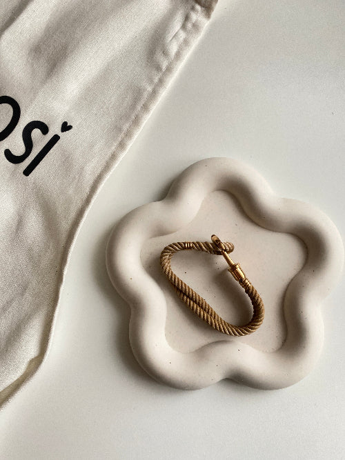 Plateau - vide poches fleur gris - Bohosi Atelier